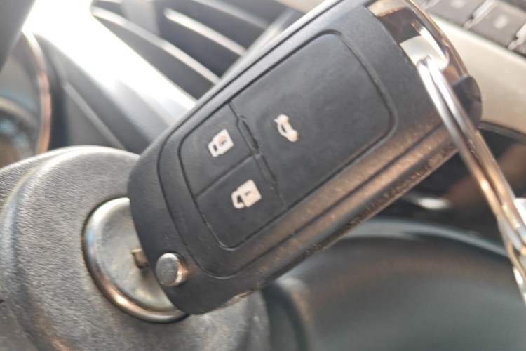 Used Buick GT 2013 GT 1.8L Automatic Fashion Edition Vehicle Key
