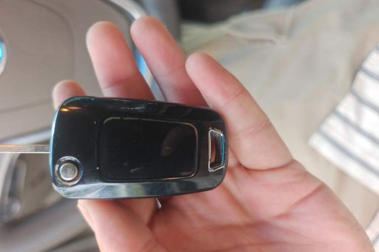 Used Buick GT 2013 GT 1.6L Automatic Fashion Edition Vehicle Key