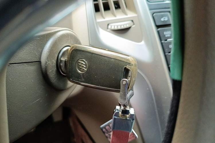 Used Buick GT 2013 GT 1.6L Automatic Fashion Edition Vehicle Key