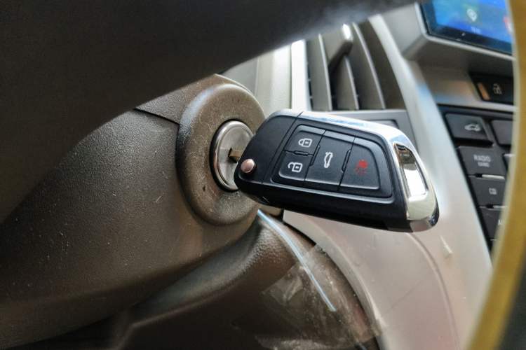 Used Buick GT 2013 GT 1.6L Manual Comfort Edition Vehicle Key