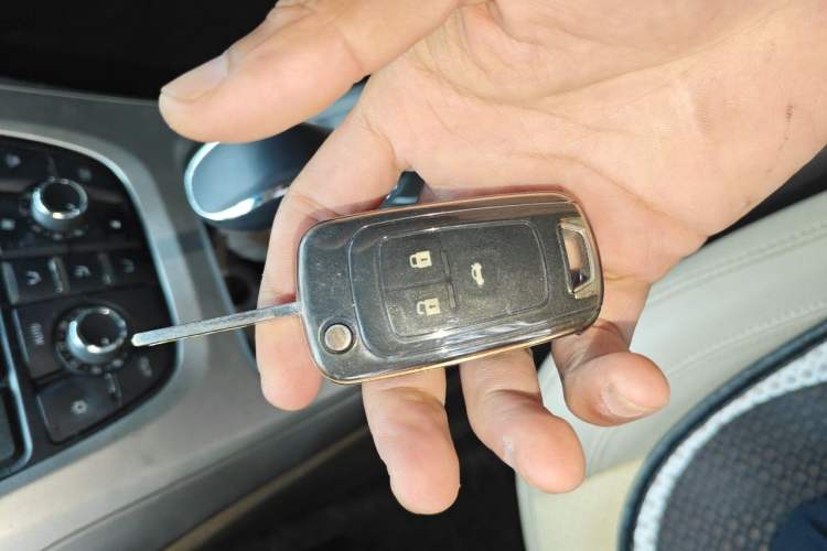 Used Buick GT 2013 GT 1.6L Automatic Fashion Edition Vehicle Key