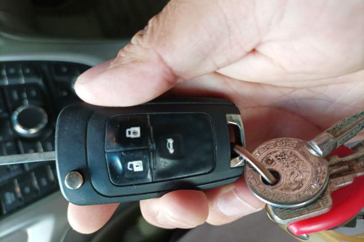 Used Buick GT 2013 GT 1.6L Automatic Fashion Edition Vehicle Key