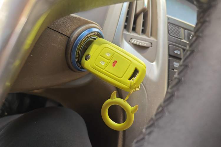 Used Buick GT 2013 GT 1.6L Automatic Fashion Edition Vehicle Key