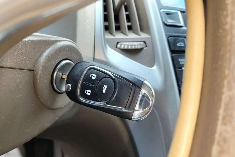 Used Buick GT 2013 GT 1.6L Automatic Fashion Edition Vehicle Key