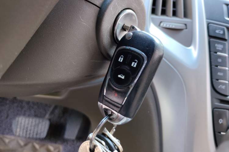 Used Buick GT 2013 GT 1.6L Automatic Fashion Edition Vehicle Key