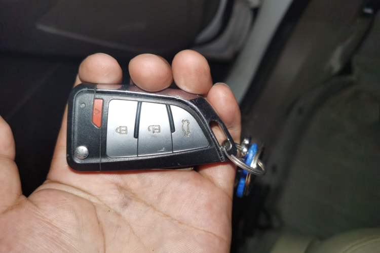 Used Buick GT 2013 GT 1.6L Automatic Fashion Edition Vehicle Key