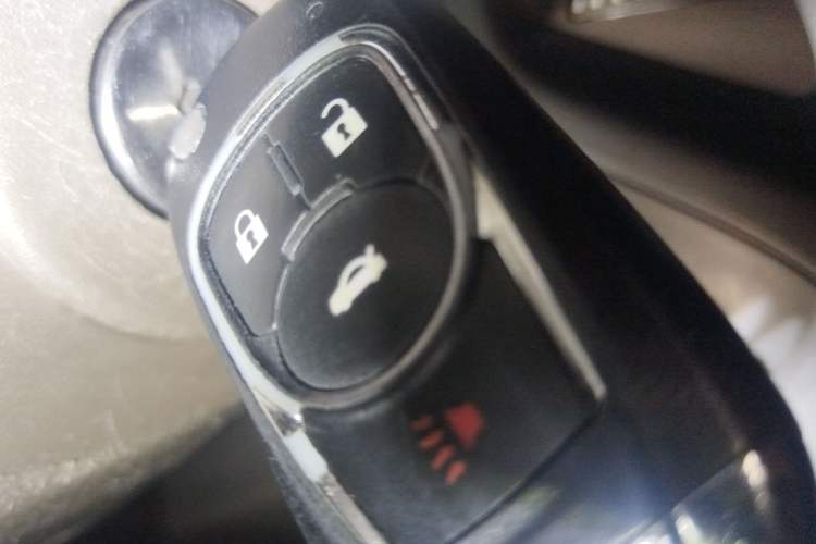 Used Buick GT 2013 GT 1.6L Automatic Fashion Edition Vehicle Key