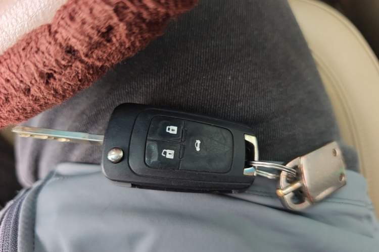 Used Buick GT 2013 GT 1.6L Automatic Fashion Edition Vehicle Key