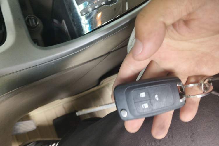 Used Buick GT 2013 GT 1.6L Automatic Comfort Edition Vehicle Key