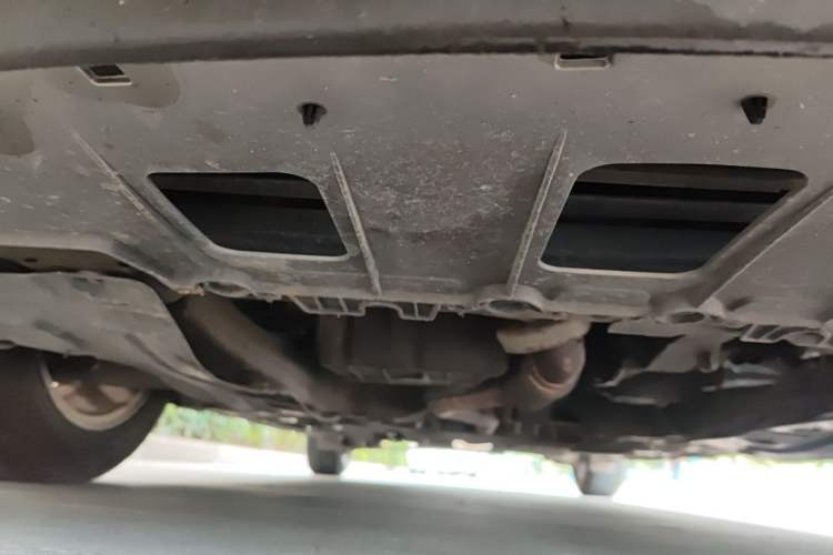 Used Buick GT 2013 GT 1.6L Manual Entry-Level Model Chassis Front