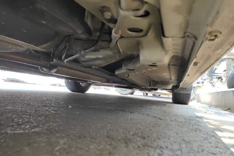 Used Buick GT 2013 GT 1.6L Automatic Fashion Edition Chassis Rear Right