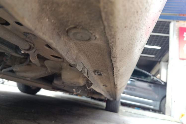 Used Buick GT 2013 GT 1.6L Automatic Fashion Edition Chassis Rear Right