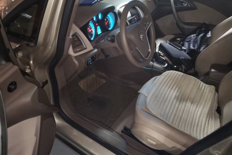 Used Buick GT 2013 GT 1.6L Automatic Comfort Edition Driver Seat