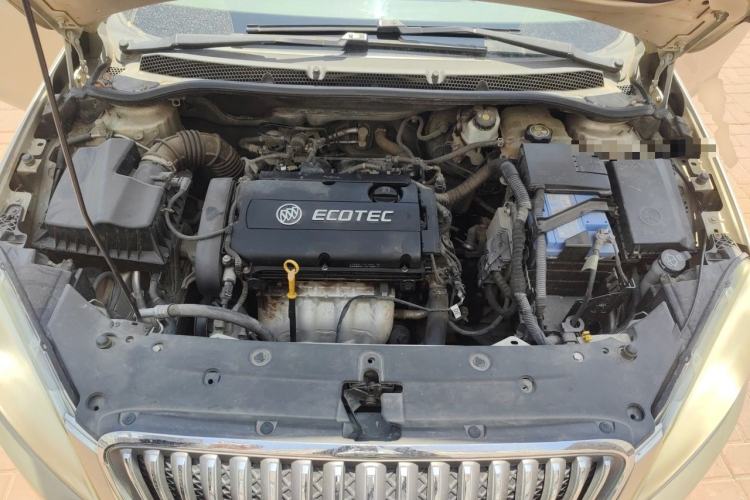 Used Buick GT 2013 GT 1.6L Manual Entry-Level Model Engine Bay