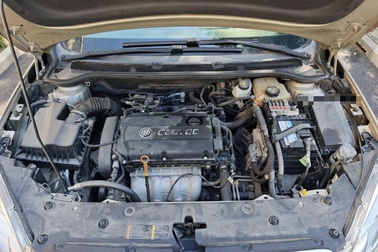 Used Buick GT 2013 GT 1.6L Automatic Fashion Edition Engine Bay
