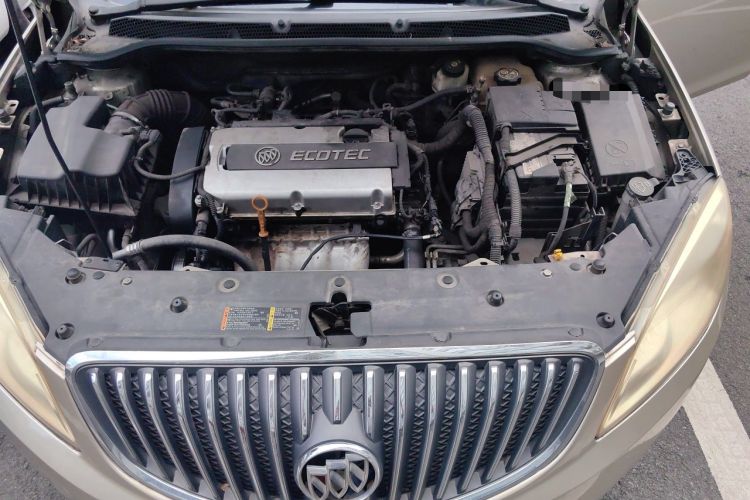 Used Buick GT 2013 GT 1.6L Automatic Fashion Edition Engine Bay