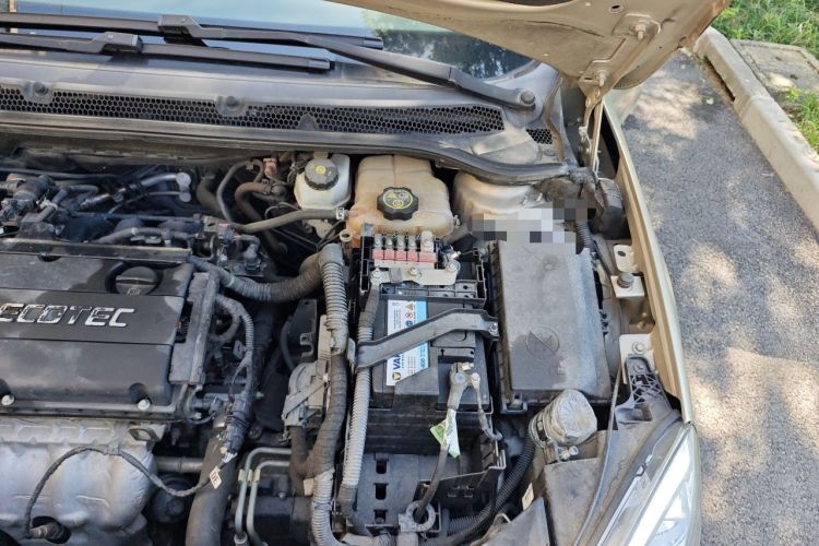 Used Buick GT 2013 GT 1.6L Automatic Fashion Edition Engine Bay Left