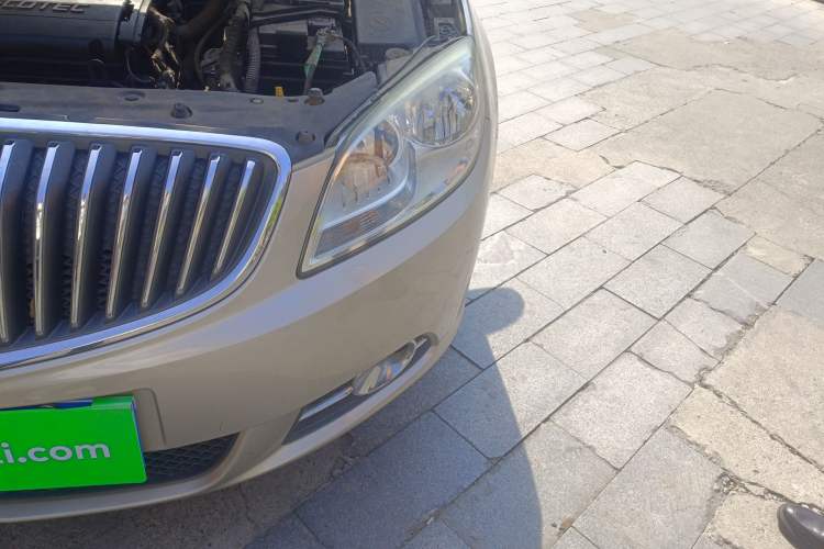 Used Buick GT 2013 GT 1.6L Automatic Fashion Edition Engine Bay Left