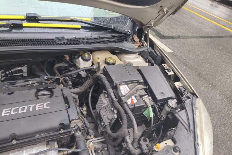 Used Buick GT 2013 GT 1.6L Automatic Fashion Edition Engine Bay Left