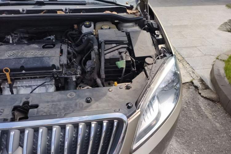 Used Buick GT 2013 GT 1.8L Automatic Fashion Edition Engine Bay Left