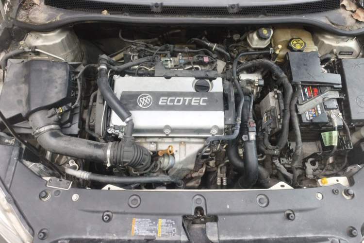 Used Buick GT 2013 GT 1.6L Automatic Fashion Edition Engine Bay