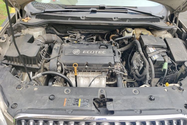 Used Buick GT 2013 GT 1.6L Automatic Fashion Edition Engine Bay