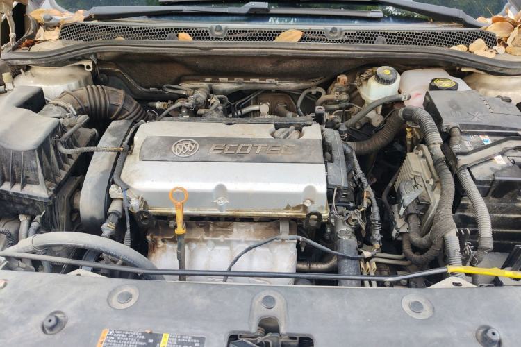 Used Buick GT 2013 GT 1.6L Automatic Fashion Edition Engine Bay