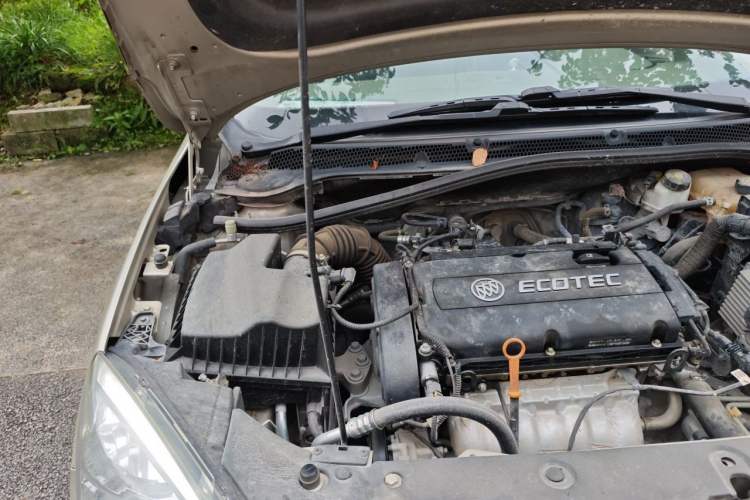 Used Buick GT 2013 GT 1.6L Automatic Comfort Edition Engine Bay Right