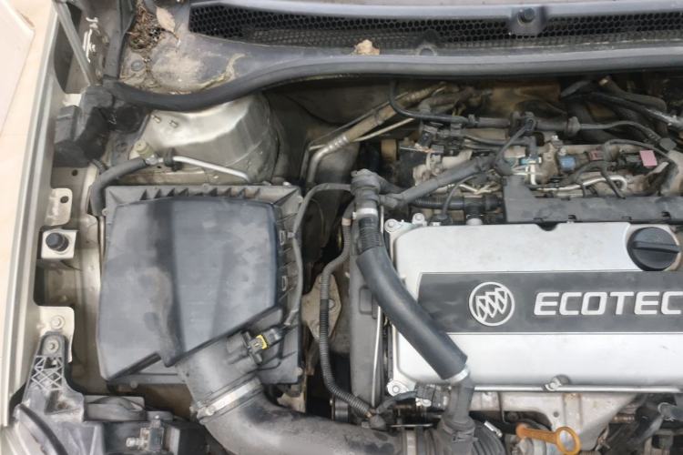 Used Buick GT 2013 GT 1.6L Automatic Fashion Edition Engine Bay Right