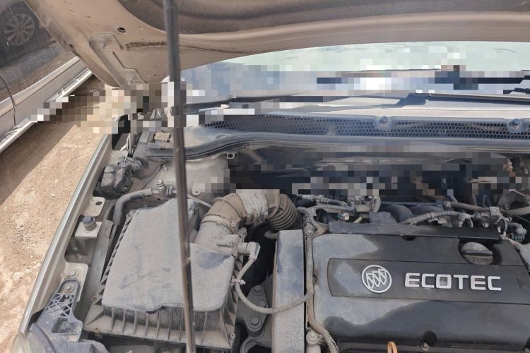 Used Buick GT 2013 GT 1.6L Automatic Fashion Edition Engine Bay Right