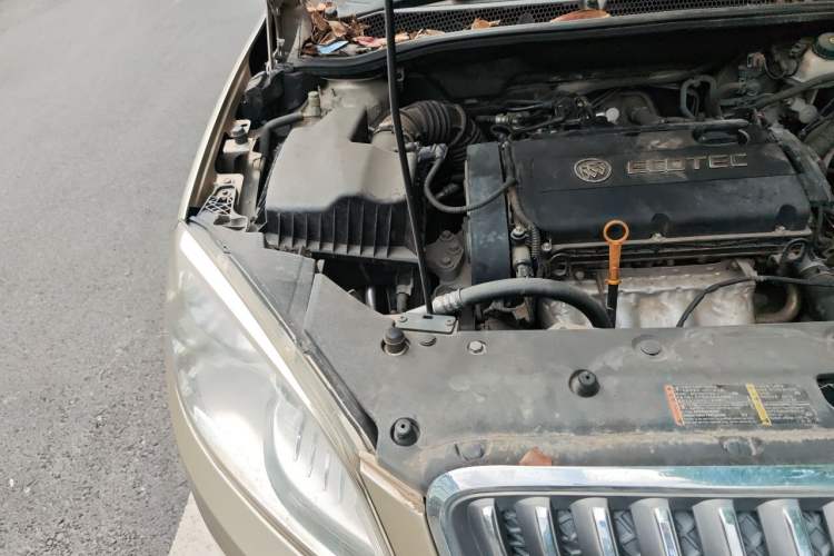 Used Buick GT 2013 GT 1.6L Automatic Fashion Edition Engine Bay Right