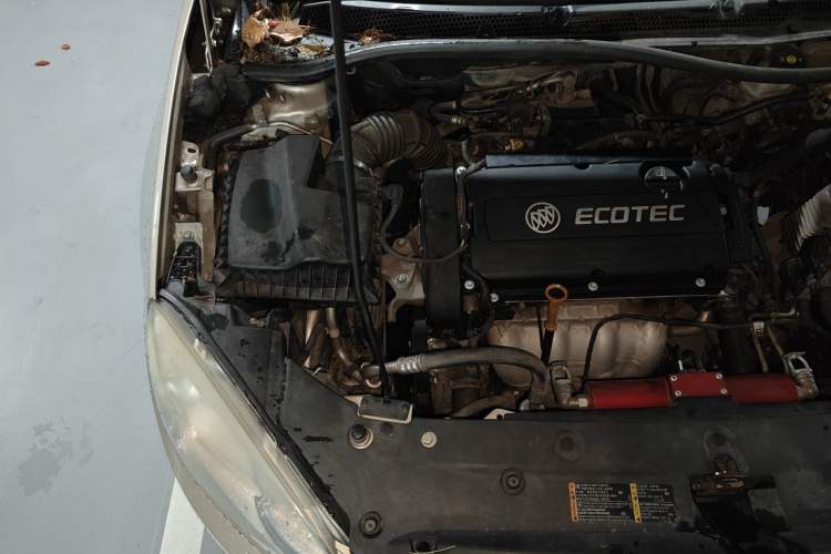 Used Buick GT 2013 GT 1.6L Automatic Fashion Edition Engine Bay Right