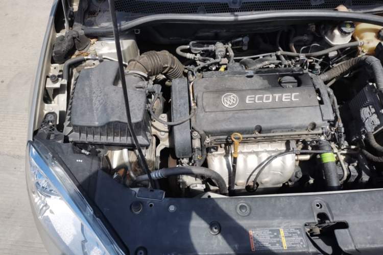 Used Buick GT 2013 GT 1.6L Automatic Fashion Edition Engine Bay Right