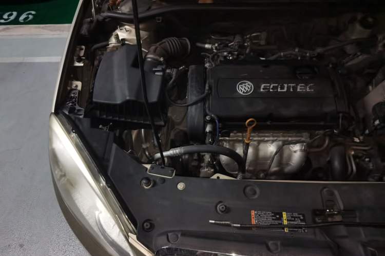Used Buick GT 2013 GT 1.6L Automatic Comfort Edition Engine Bay Right