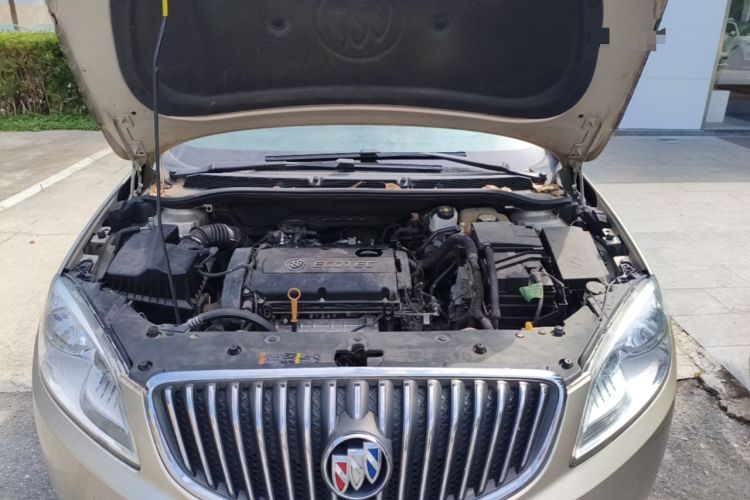 Used Buick GT 2013 GT 1.8L Automatic Fashion Edition Engine Bay