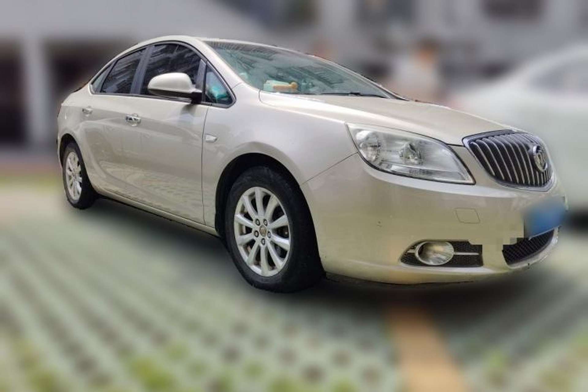 Used Buick GT 2013 GT 1.6L Automatic Fashion Edition Front Right 45 Deg