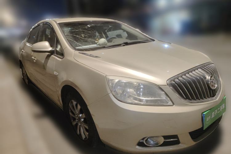 Used Buick GT 2013 GT 1.6L Automatic Fashion Edition Front Right 45 Deg