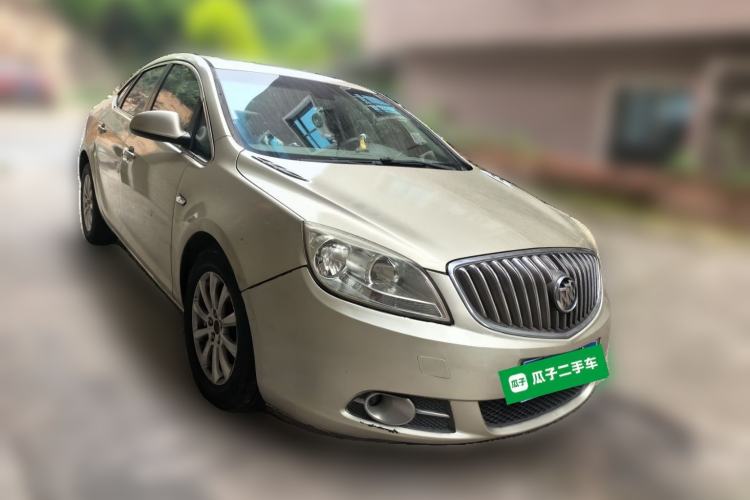 Used Buick GT 2013 GT 1.6L Automatic Fashion Edition Front Right 45 Deg