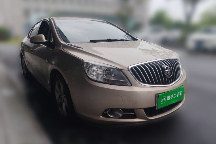 Used Buick GT 2013 GT 1.6T Automatic Fashion Sport Edition Front Right 45 Deg