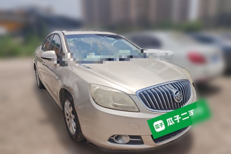 Used Buick GT 2013 GT 1.6L Automatic Fashion Edition Front Right 45 Deg