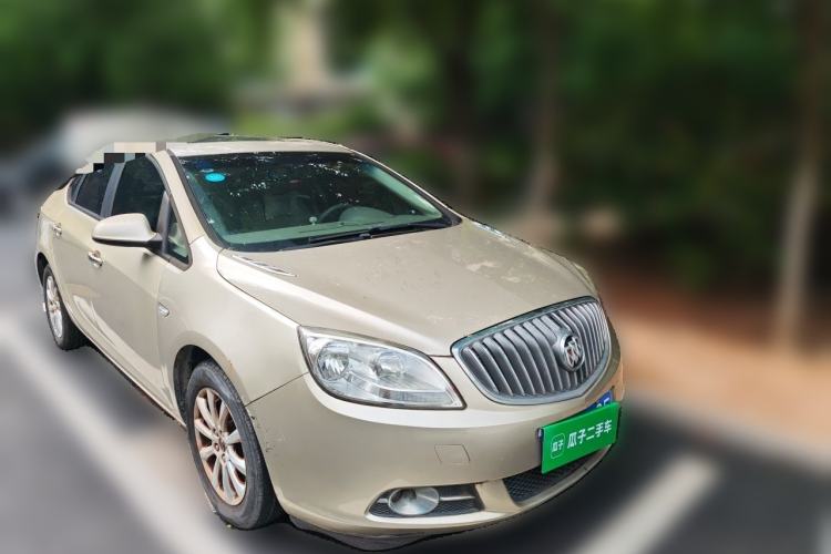 Used Buick GT 2013 GT 1.6L Automatic Fashion Edition Front Right 45 Deg