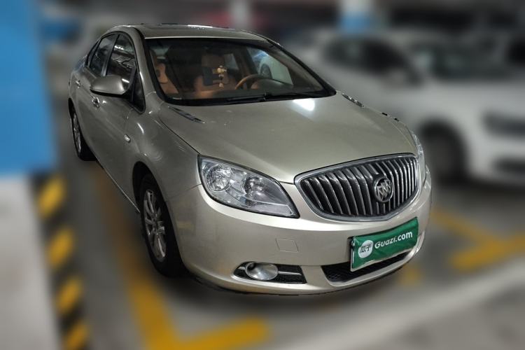 Used Buick GT 2013 GT 1.6L Automatic Fashion Edition Front Right 45 Deg