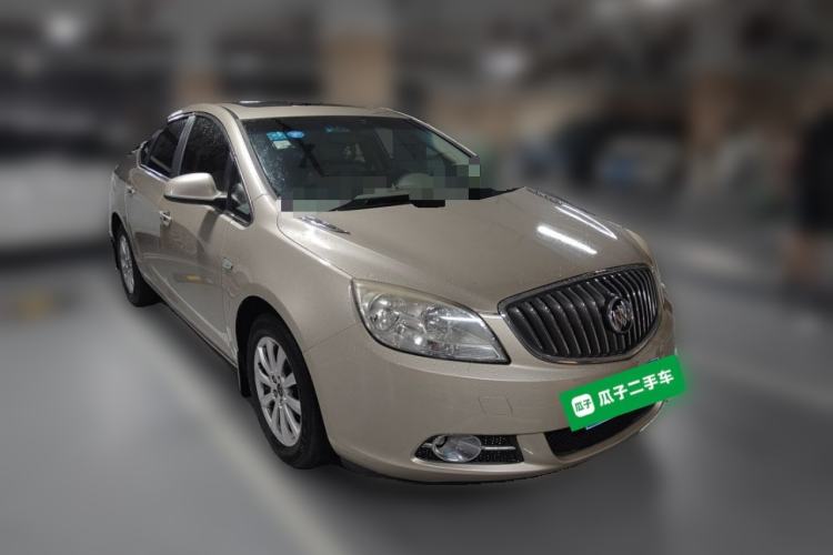 Used Buick GT 2013 GT 1.6L Automatic Fashion Edition Front Right 45 Deg