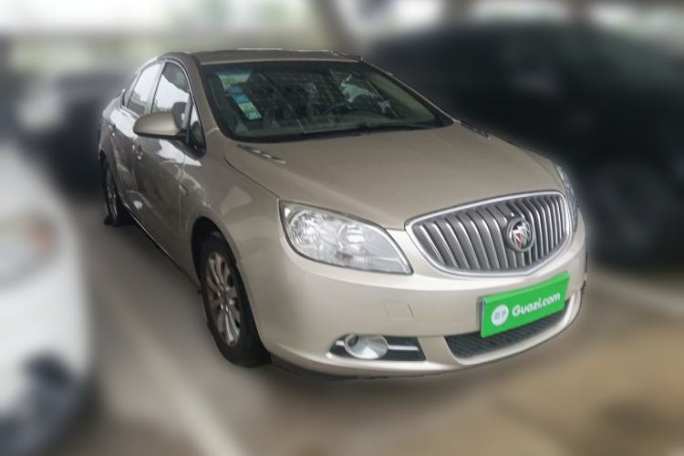 Used Buick GT 2013 GT 1.6L Automatic Fashion Edition Front Right 45 Deg