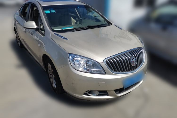 Used Buick GT 2013 GT 1.6L Automatic Fashion Edition Front Right 45 Deg
