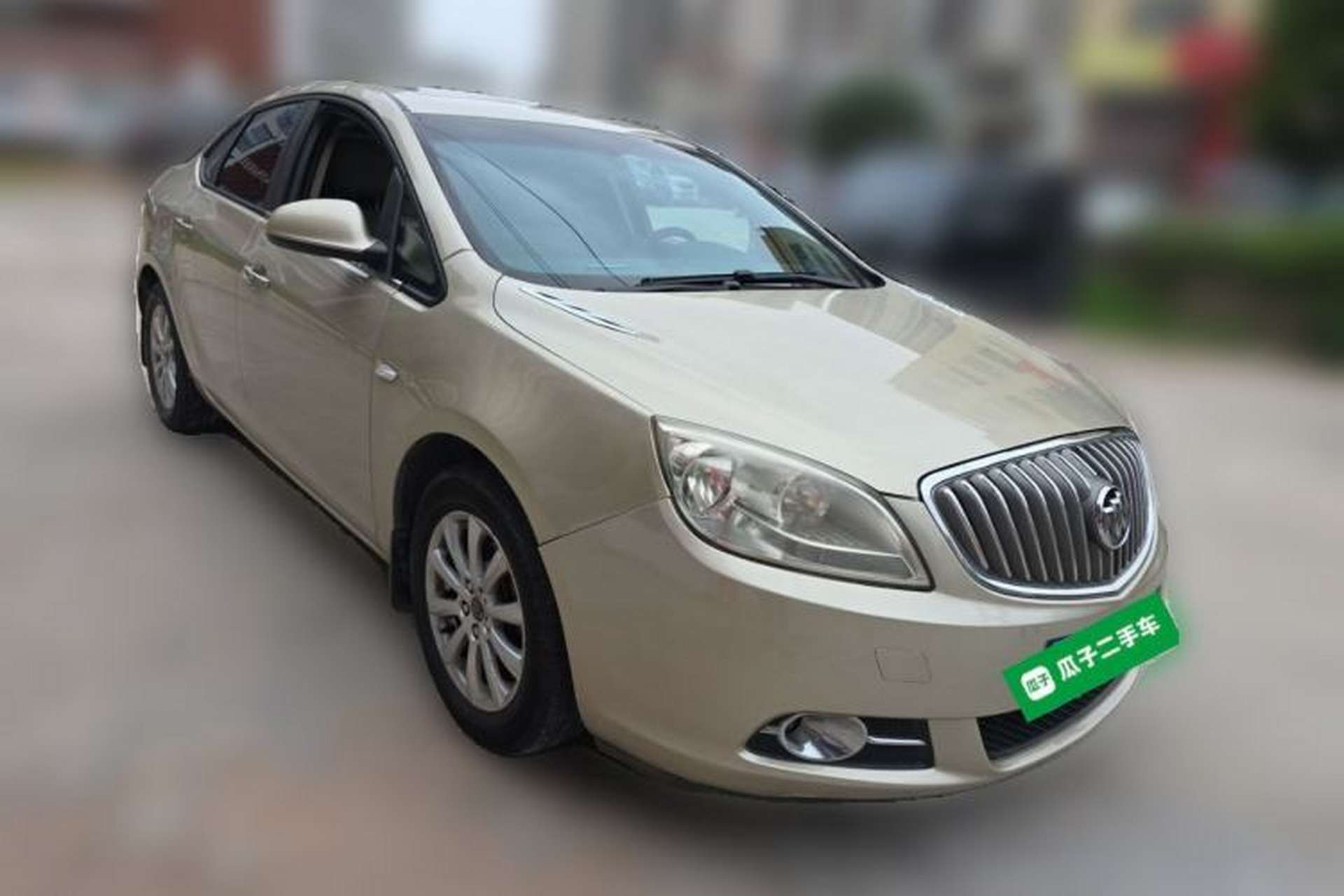 Used Buick GT 2013 GT 1.6L Automatic Fashion Edition Front Right 45 Deg