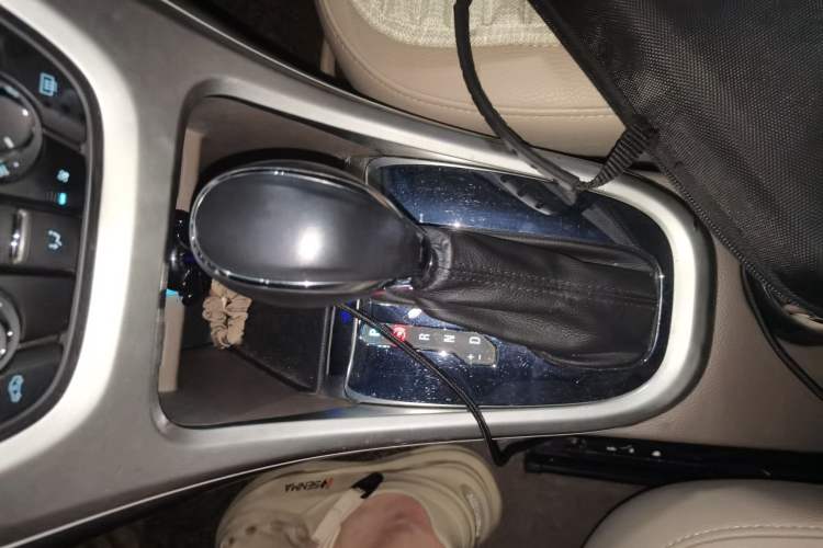 Used Buick GT 2013 GT 1.6L Automatic Comfort Edition Gear Lever
