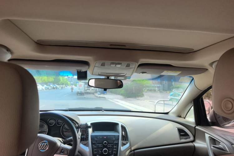 Used Buick GT 2013 GT 1.6L Automatic Fashion Edition Headliner