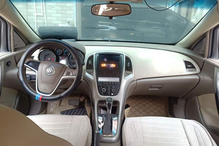 Used Buick GT 2013 GT 1.6L Automatic Fashion Edition Headliner