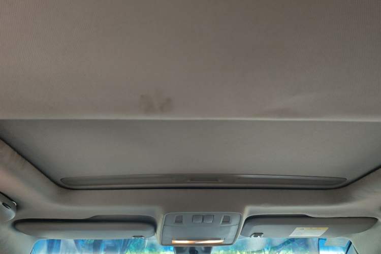 Used Buick GT 2013 GT 1.8L Automatic Fashion Edition Headliner